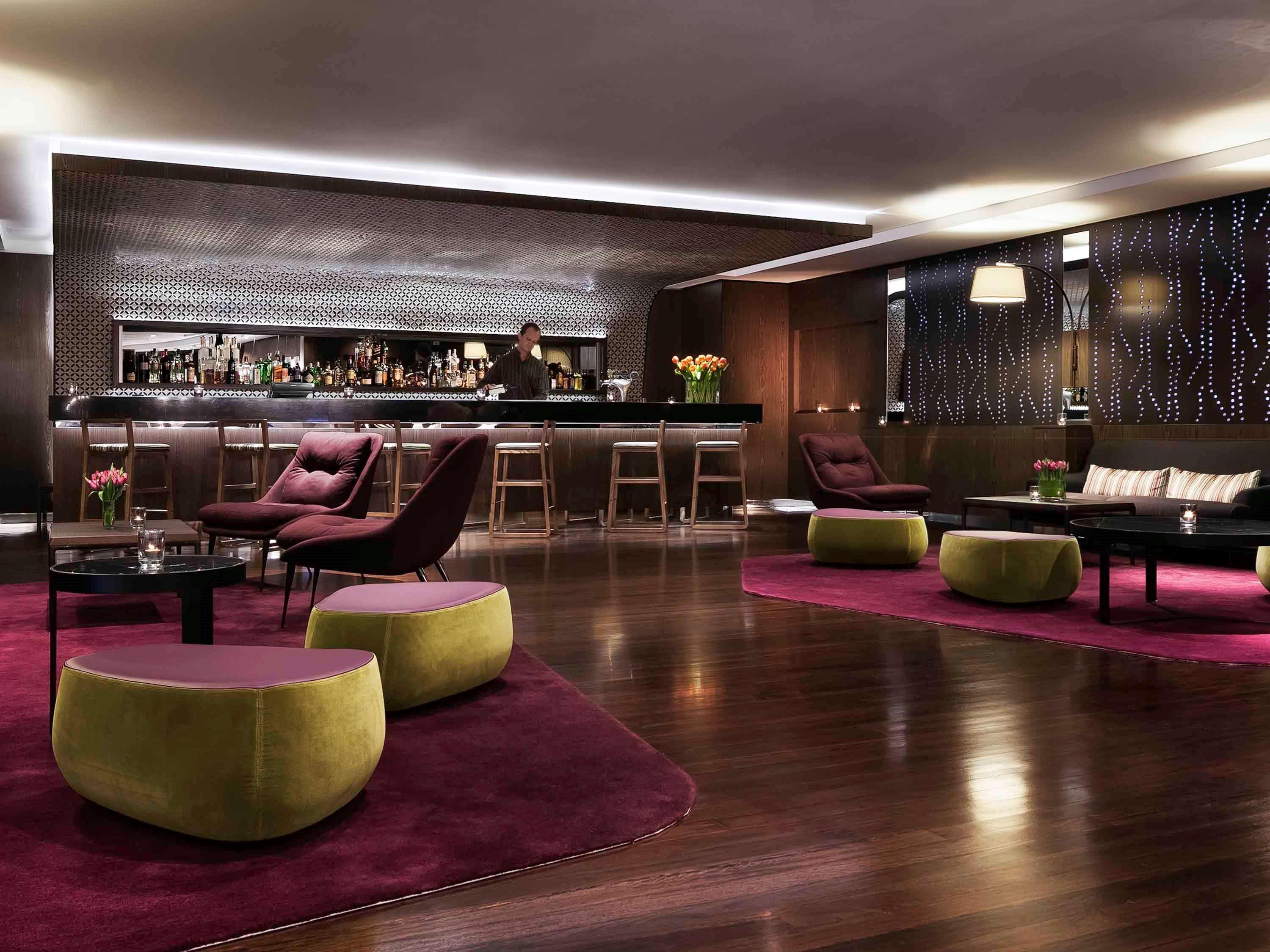 พูลแมน ซิดนีย์ ไฮด์ พาร์ค Hotel ภายนอก รูปภาพ The bar at the W London